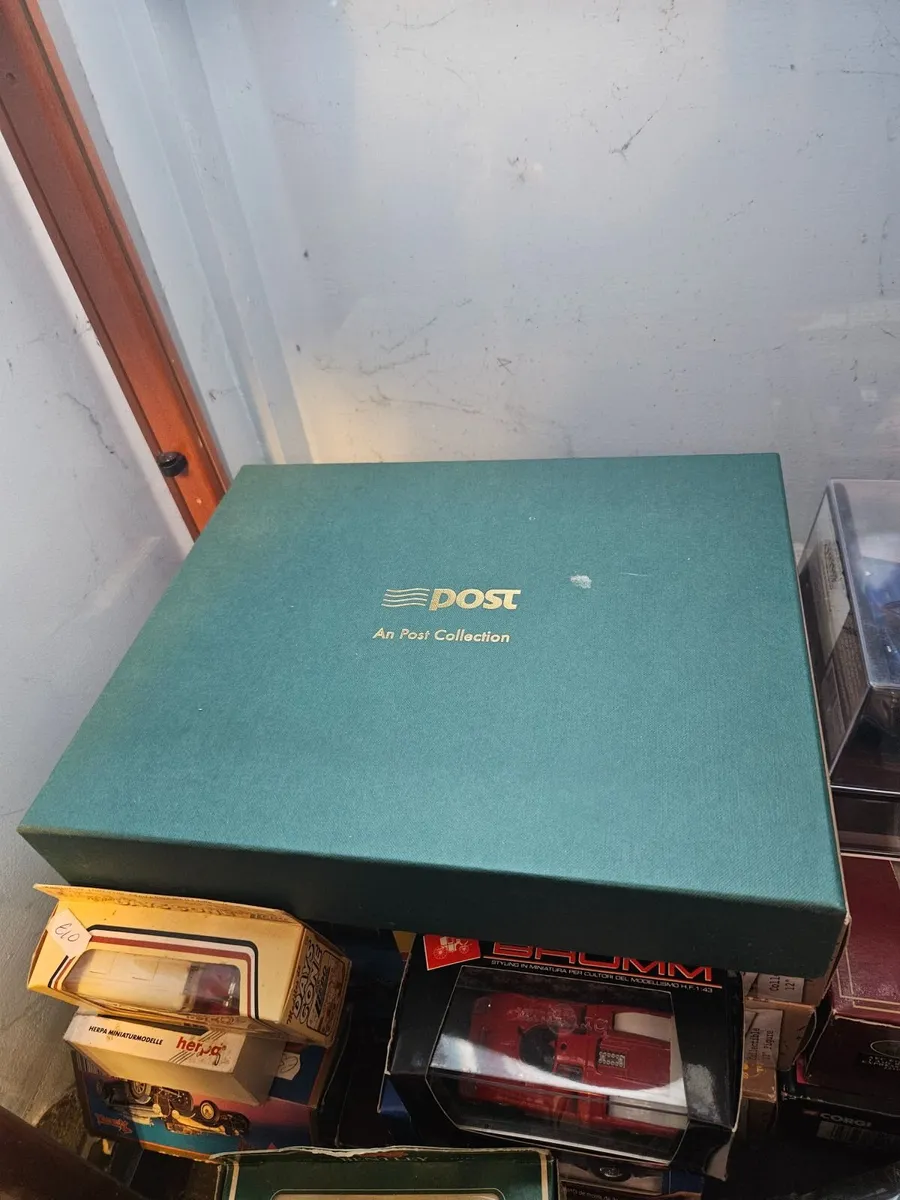 Corgi Lledo An Post Delivery Van Set - Image 2