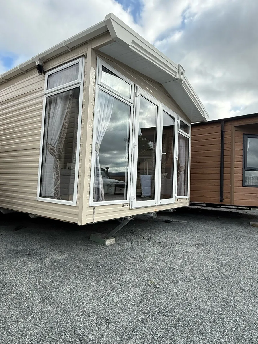 Willerby skyline 40-13 top of the range TPS car - Image 2