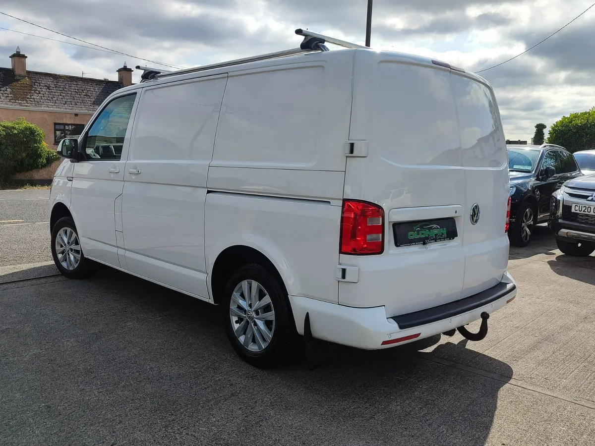 18 VOLKSWAGEN TRANSPORTER 6 SPEED - Image 4