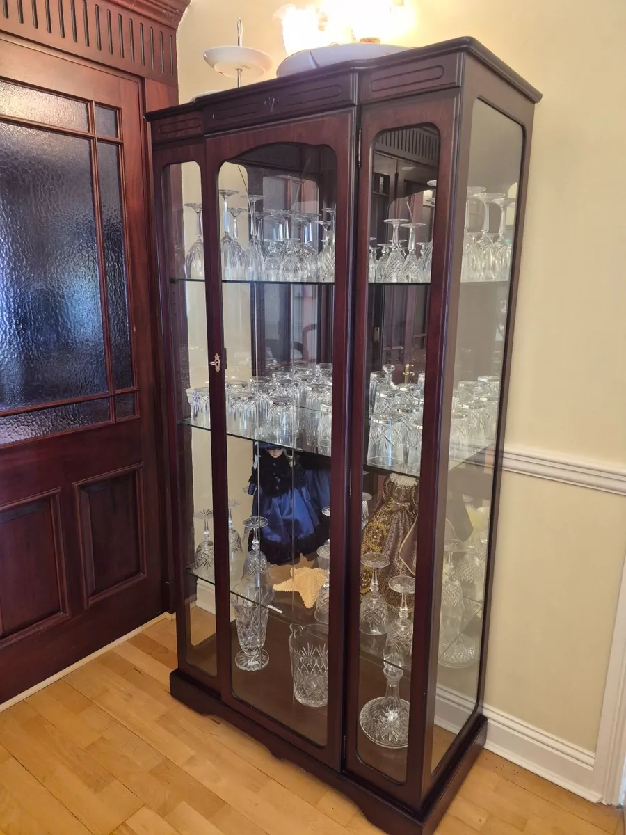 Display cabinet - Image 2