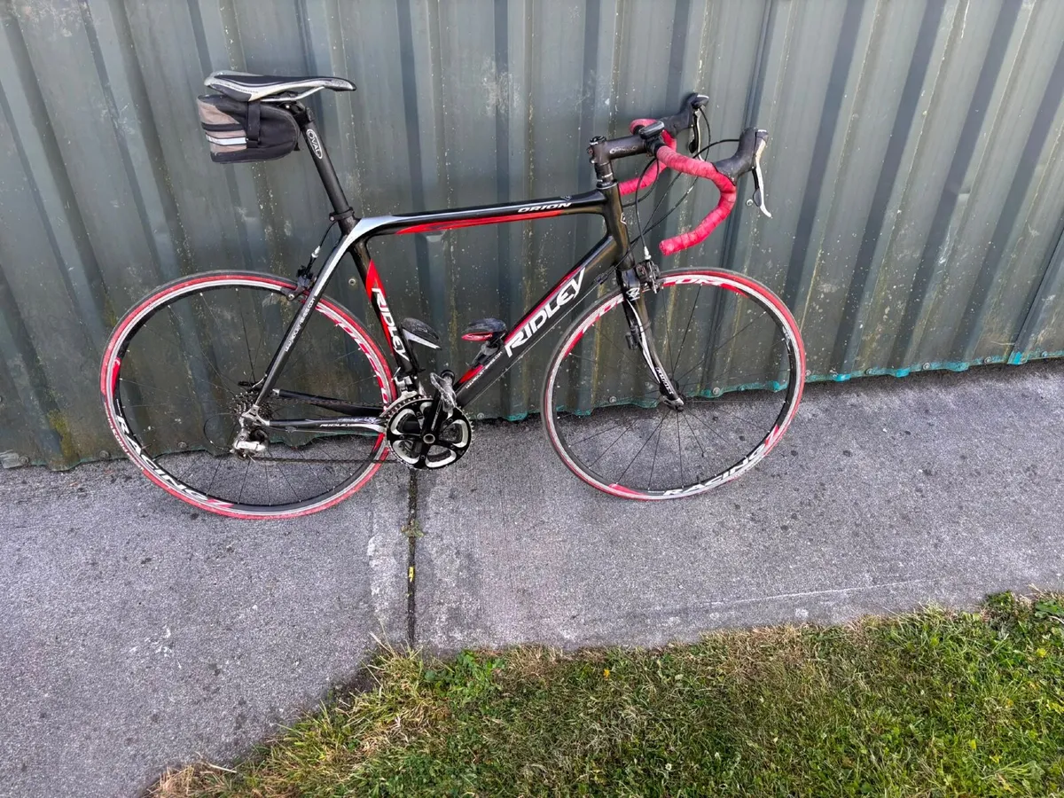 A carbon bicycle - Image 1