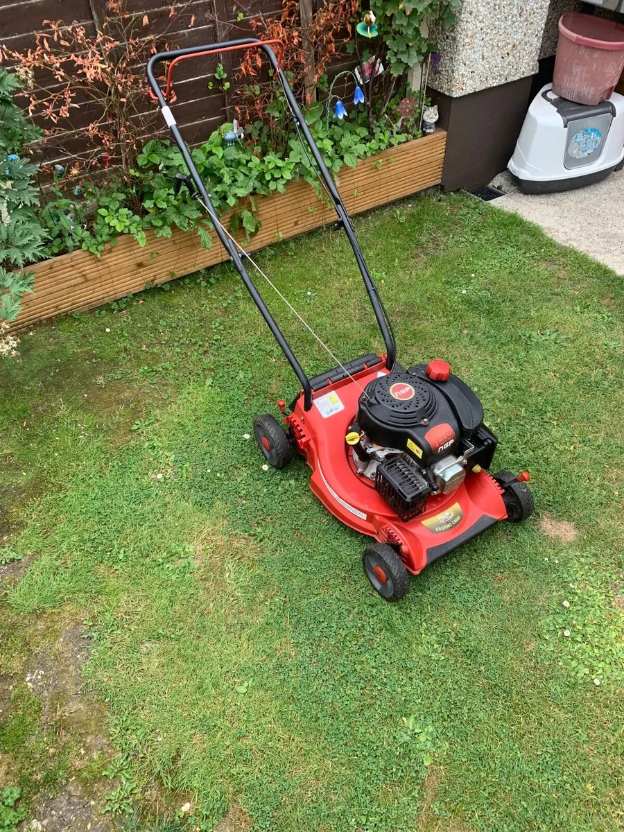 Lawnmower - Image 3