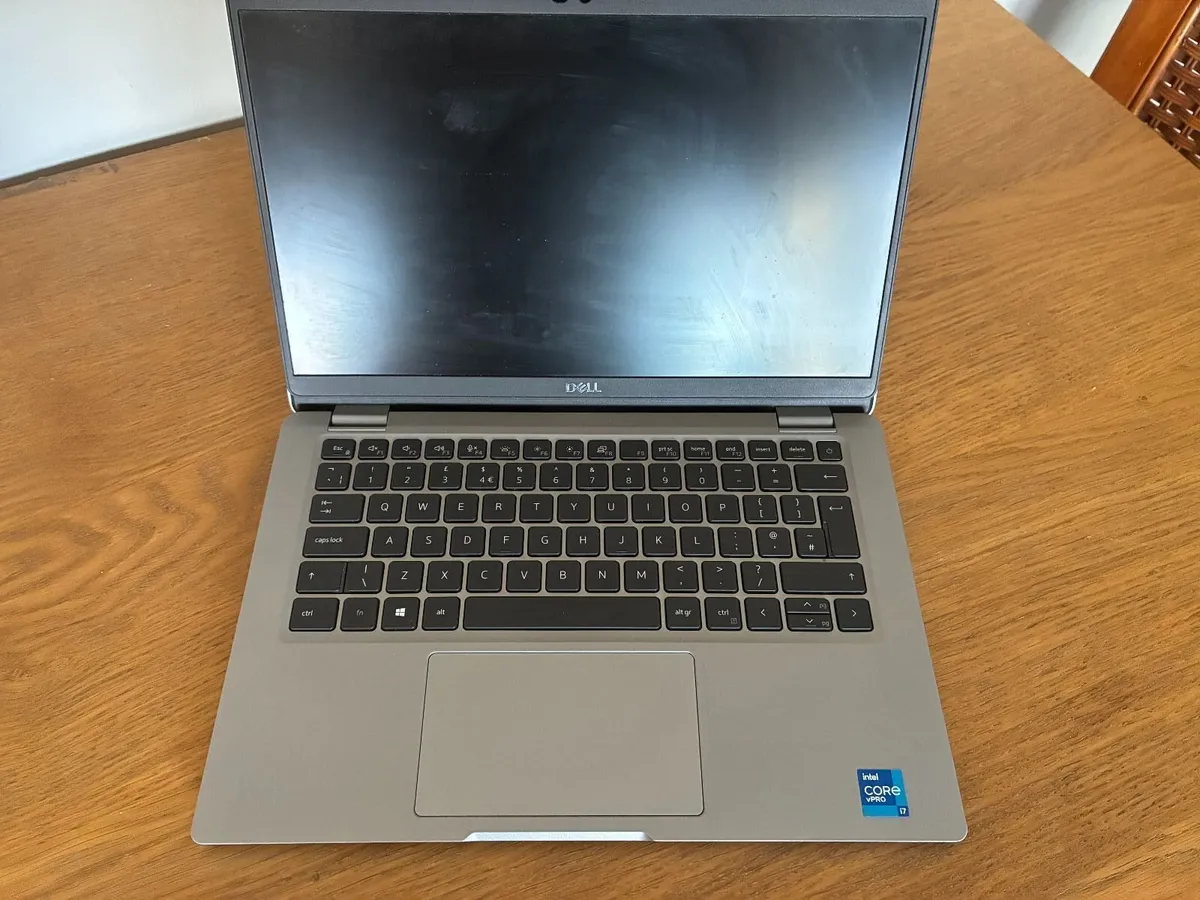 Dell Latitude 5320 laptop - Image 2