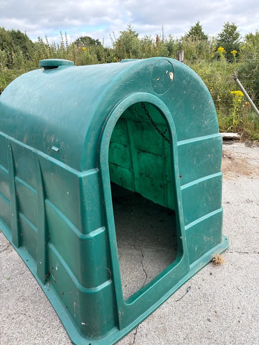 Calf Hutch - Image 1
