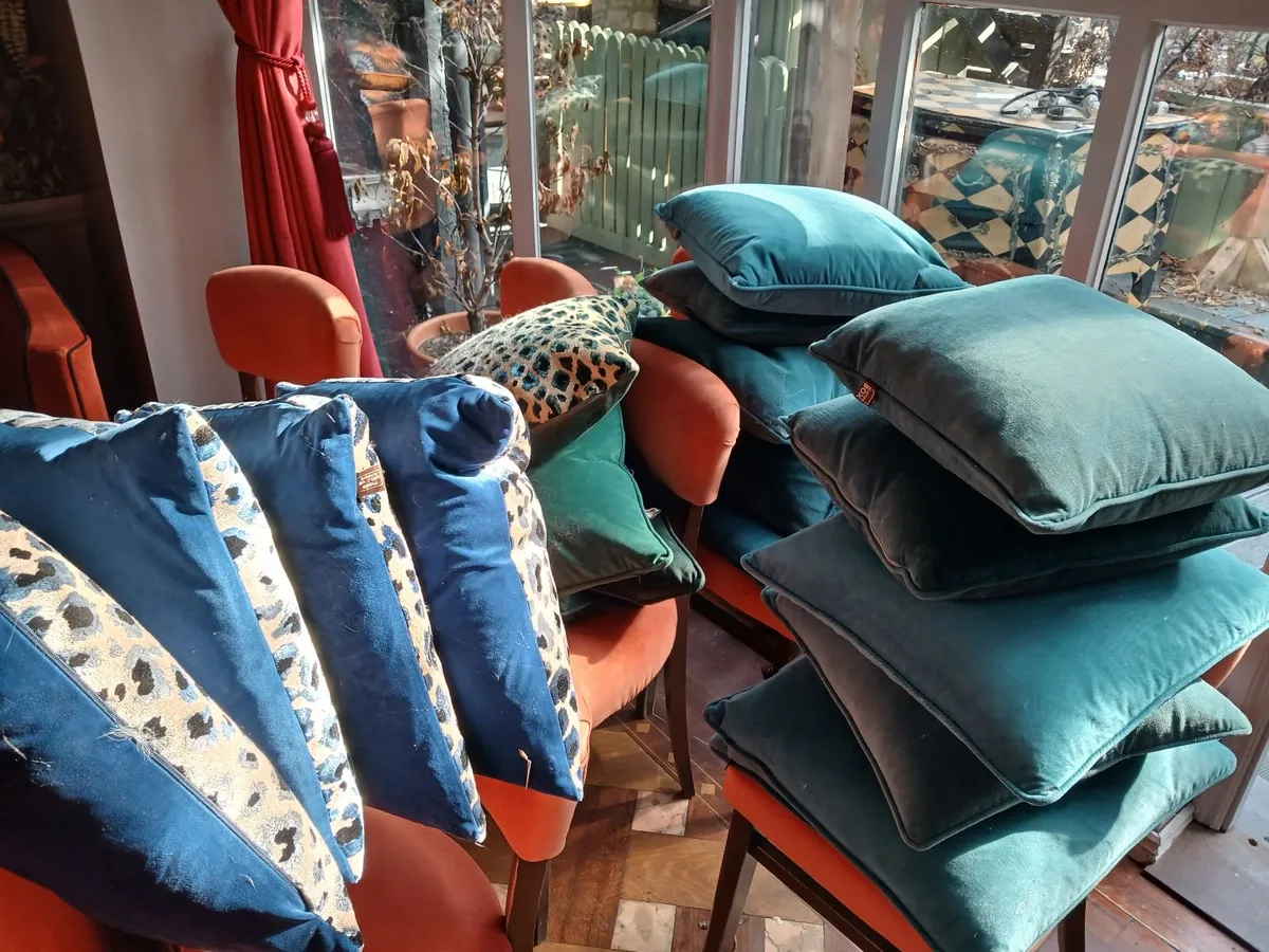 Cushions - Image 3