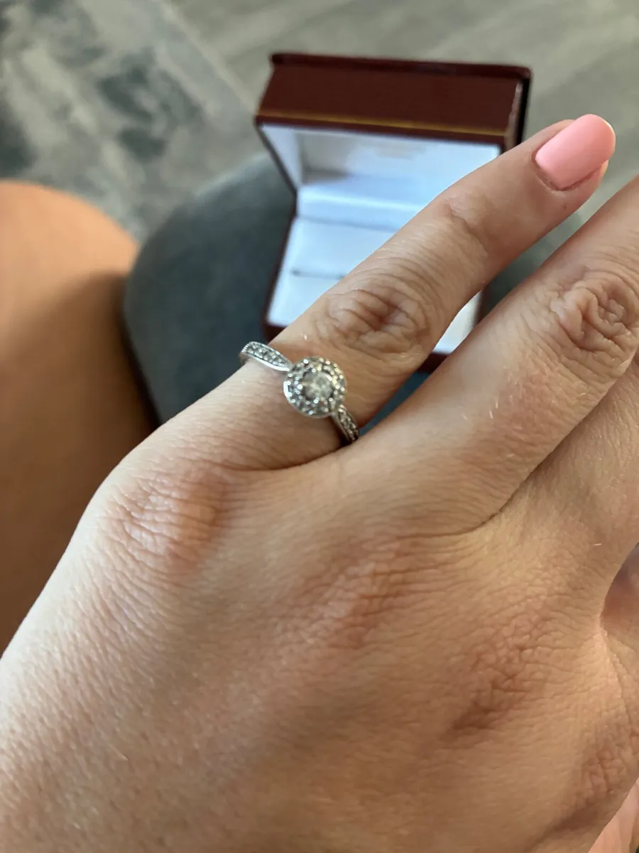 Engagement and wedding rings - Image 4