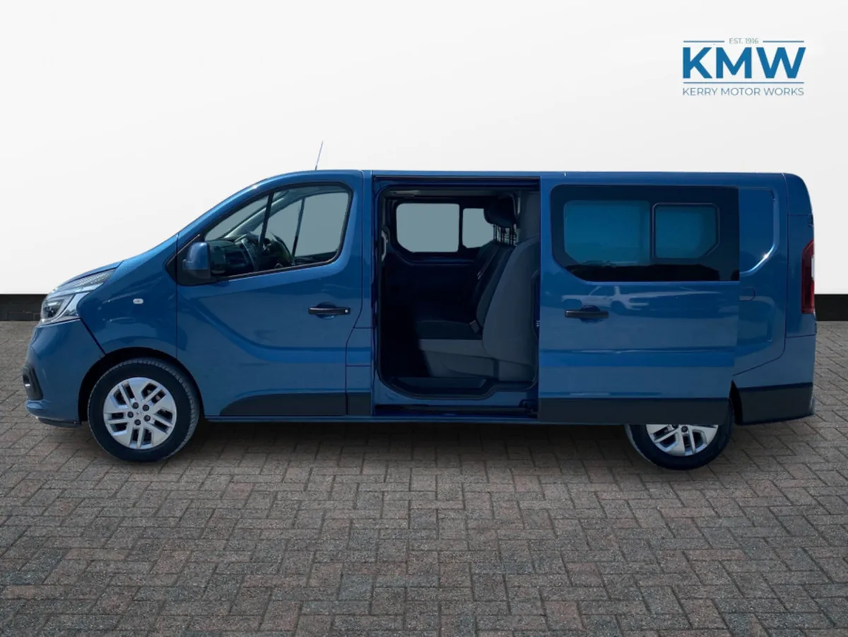 Renault Trafic Crewcab 2.0 170BHP Automatic LWB - Image 4