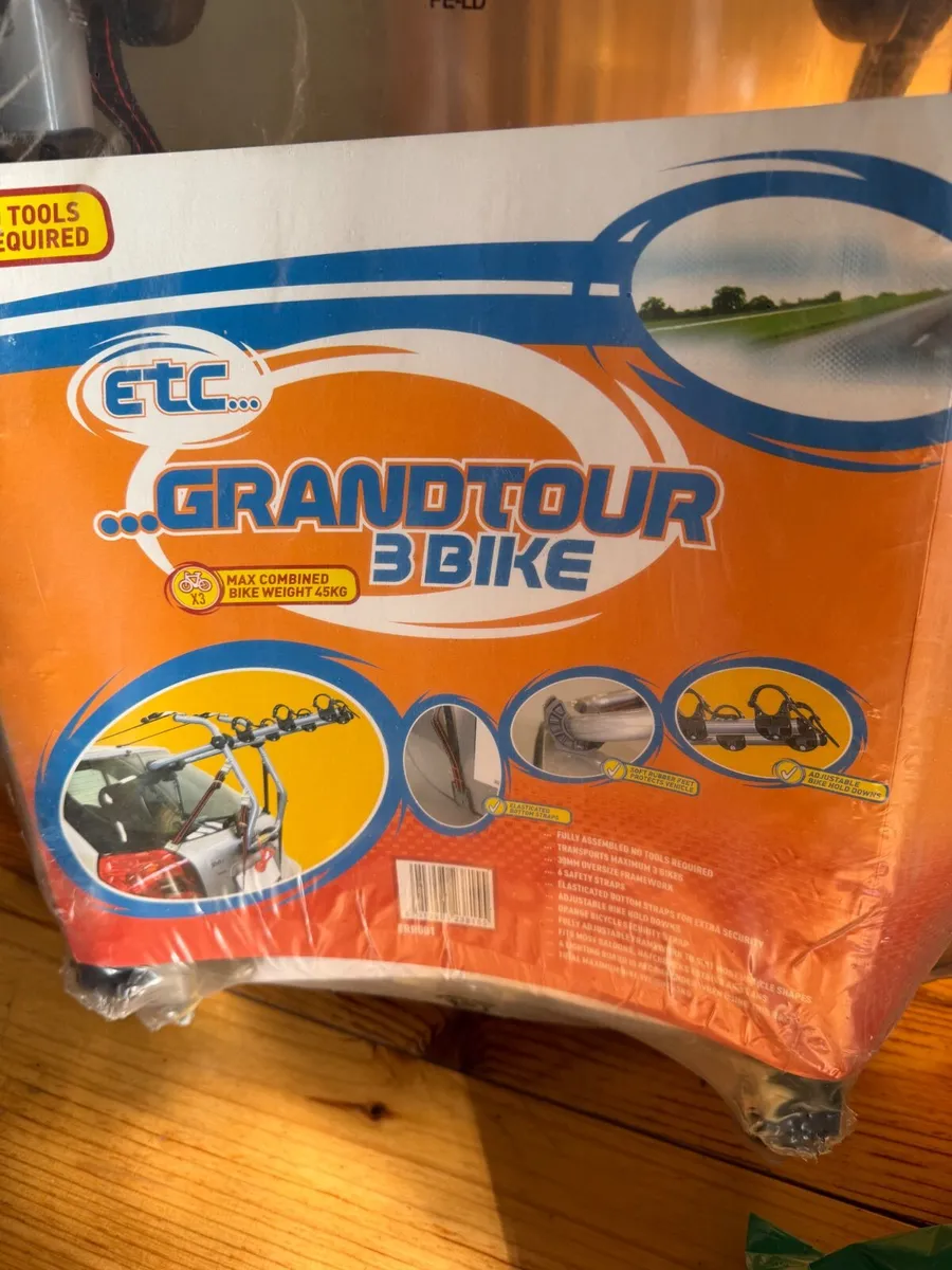 Bike carrier for 3 bikes - Image 1