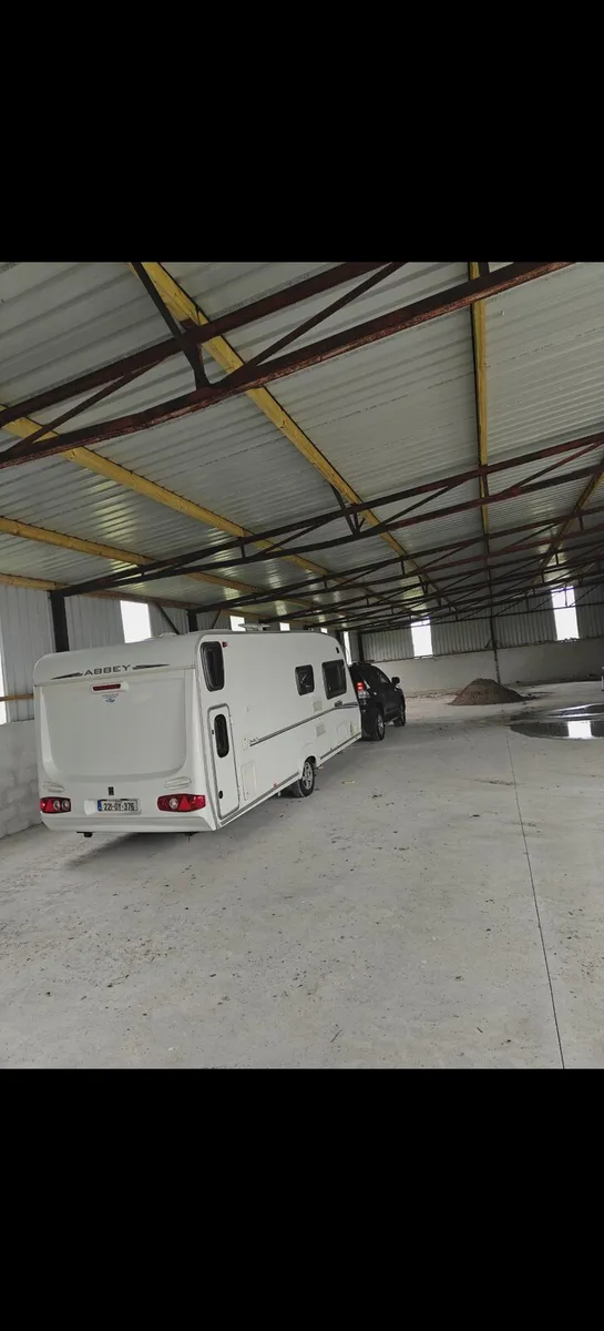 Caravan - Image 2