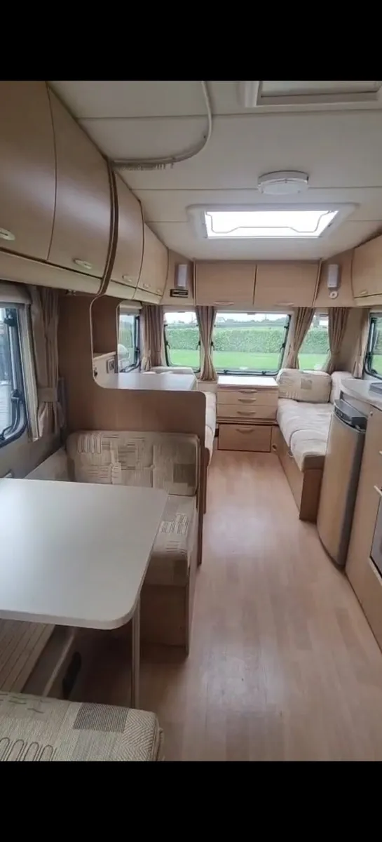 Caravan - Image 3