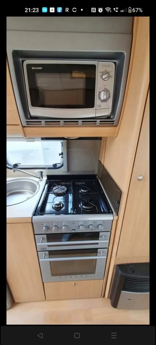 Caravan - Image 4