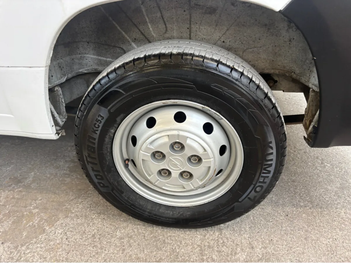 Opel Movano L3H2 3.5T-2.2 140-6SP 2 2DR THIS PRICE - Image 3