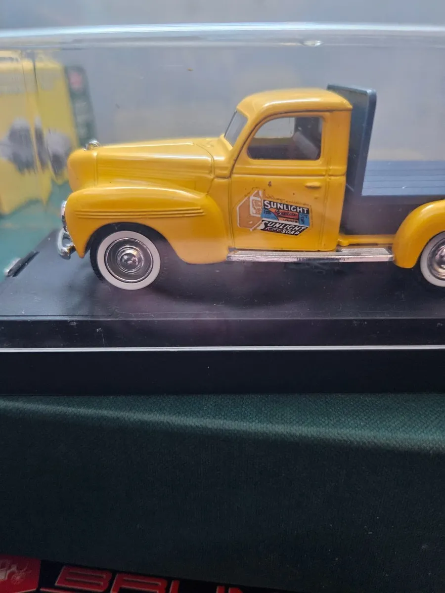 Corgi Solido Sunlight Soap Truck - Image 2