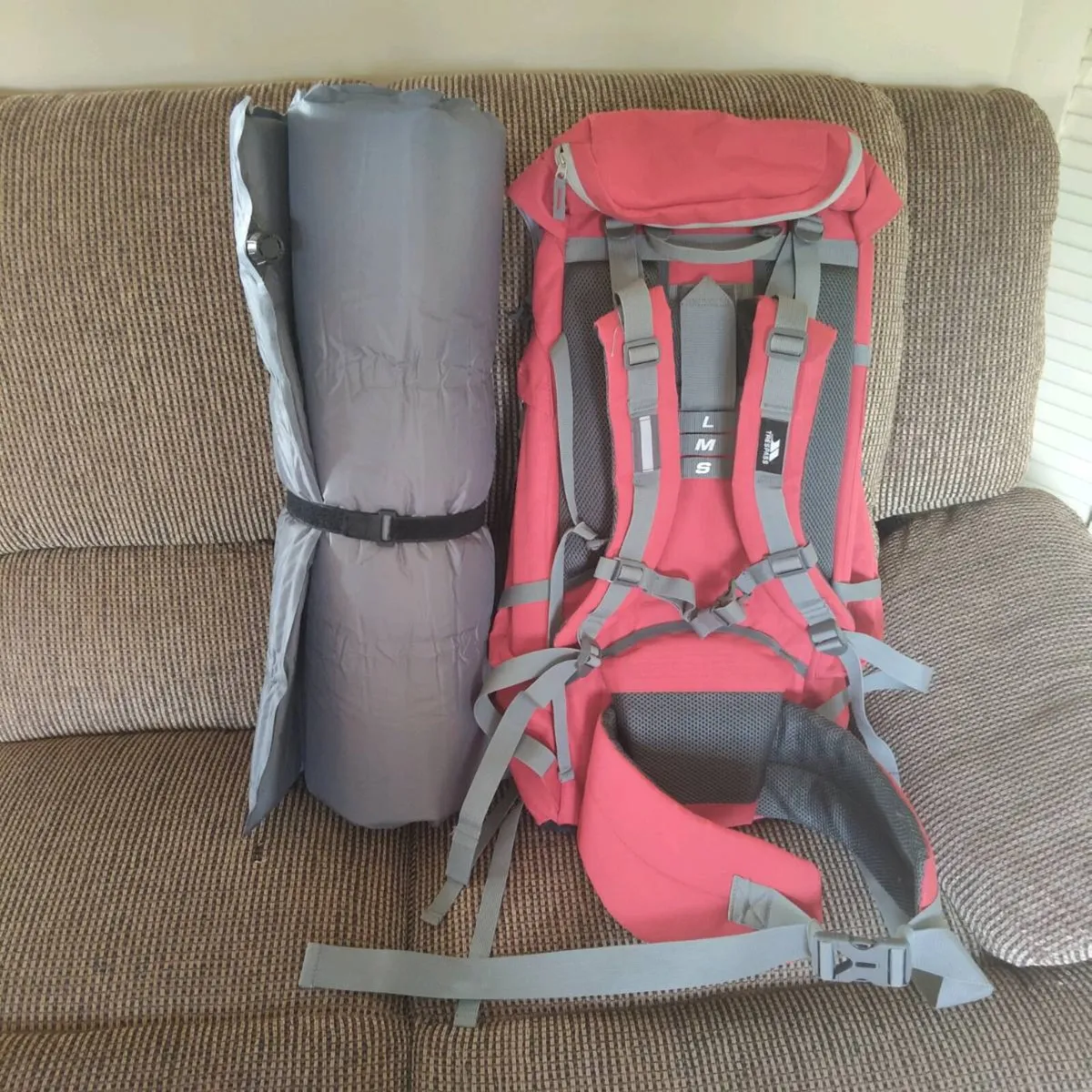 Trespass Rucksack - Image 3