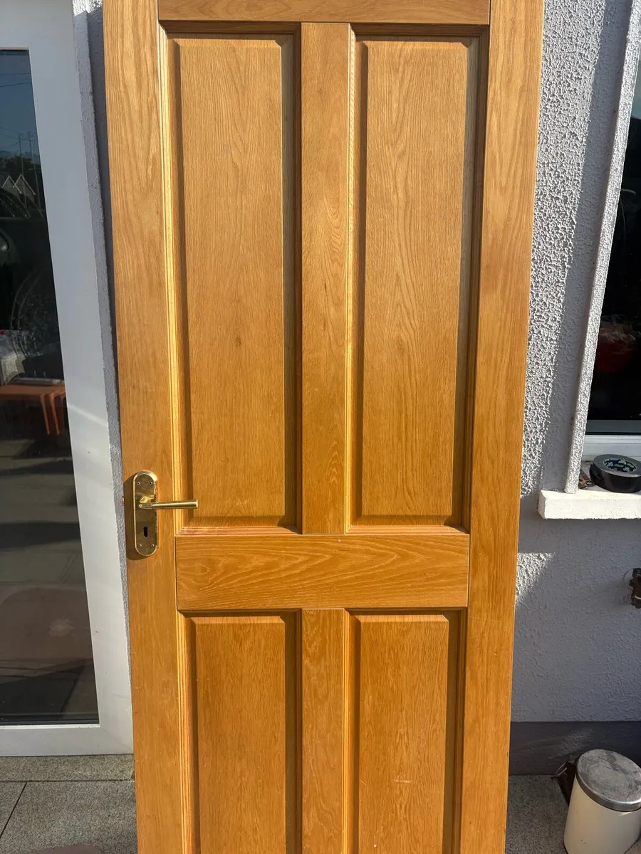 Oak doors and fireplace - Image 2