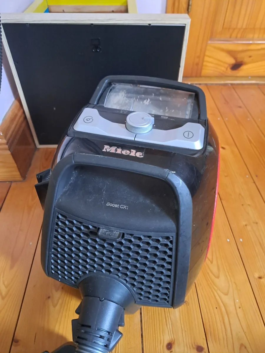 Miele Bagless Hoover - Image 2