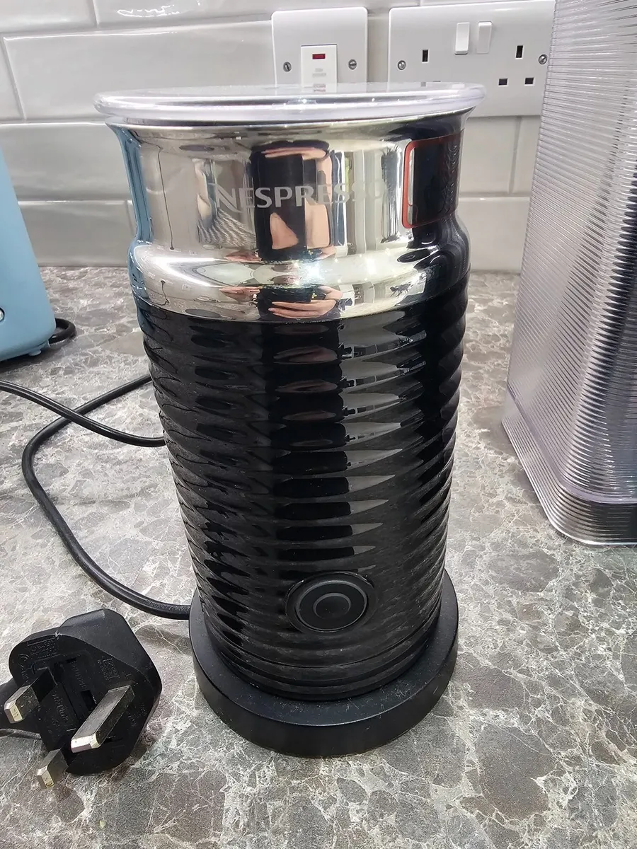 Nespresso Vertuo coffee machine - Image 3
