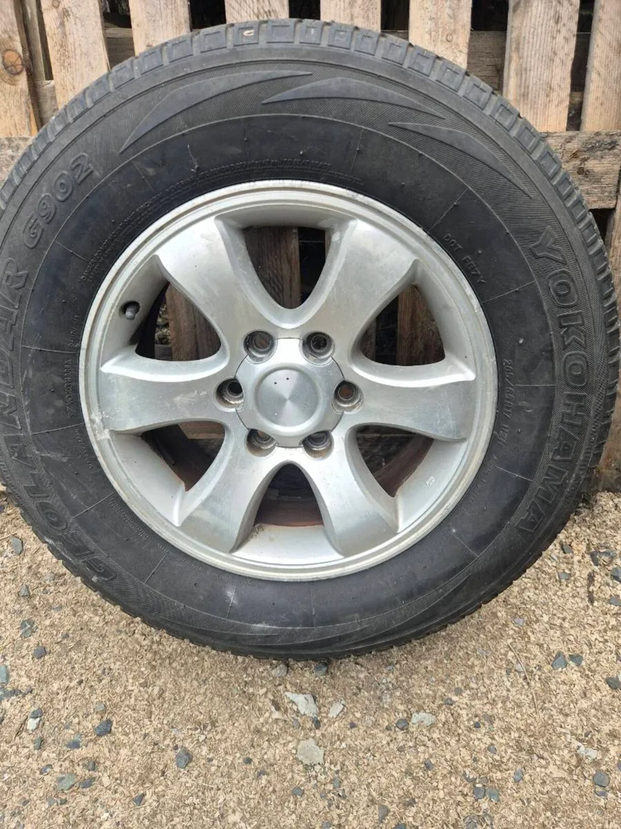 Toyota landcruiser alloys - Image 1