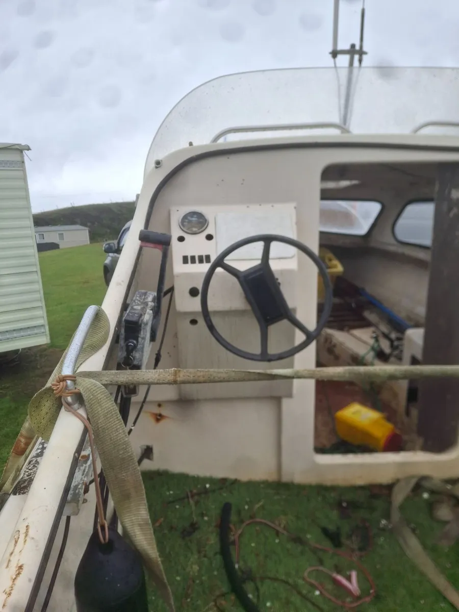 Shetland 500 boat - Image 3