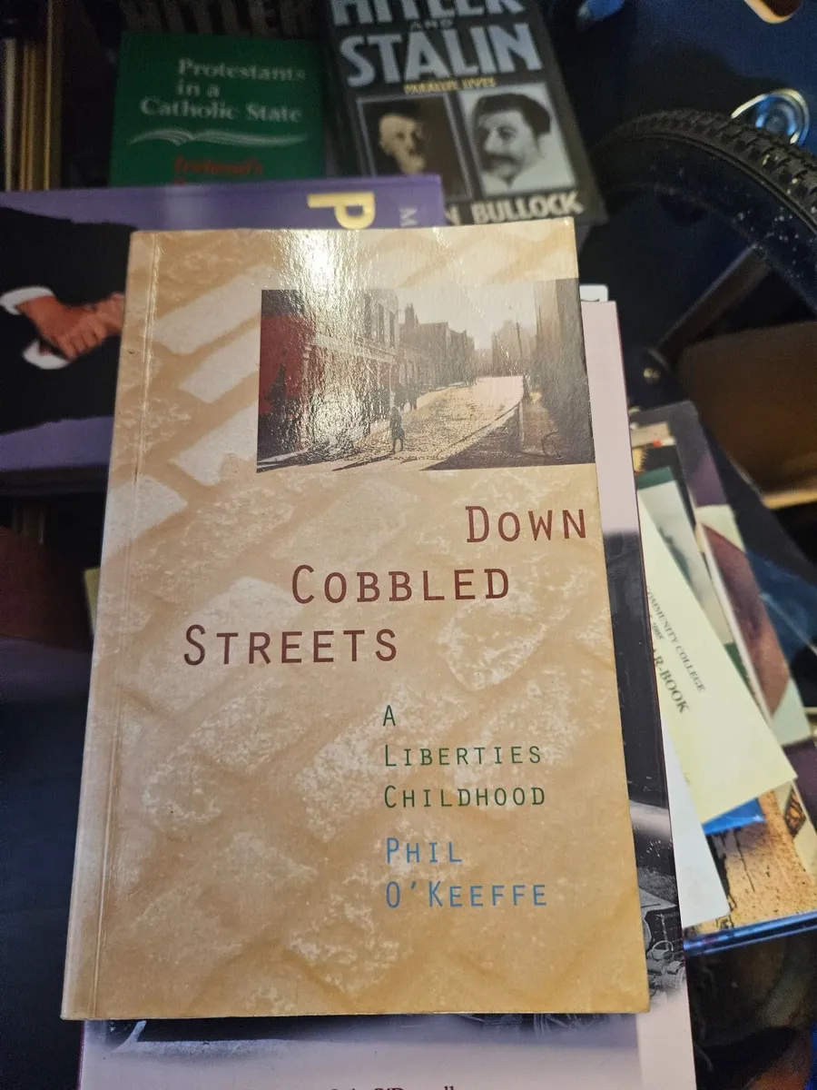 Book Down Gobbled Streets A Liberties Childhood