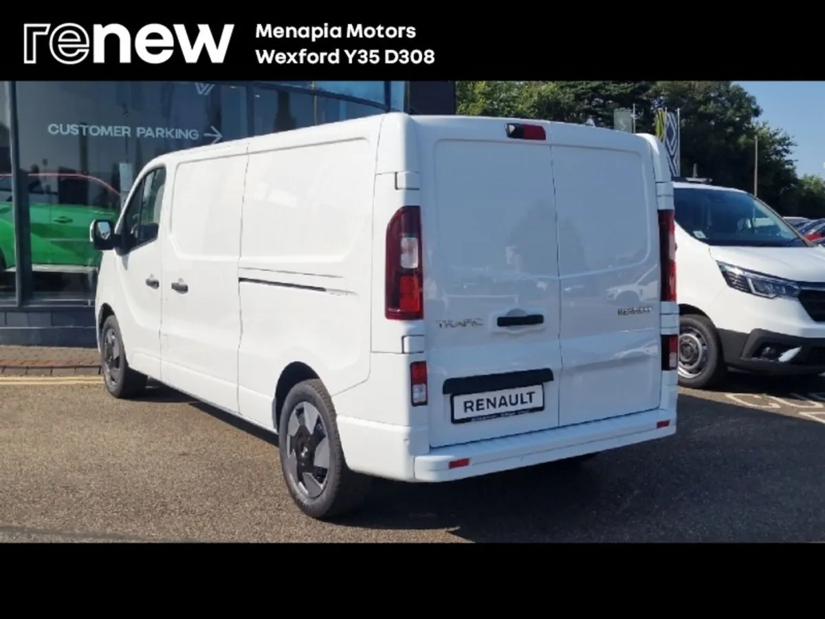 Renault Trafic LL30 170 9 Speed Automatic Extra Sp - Image 3
