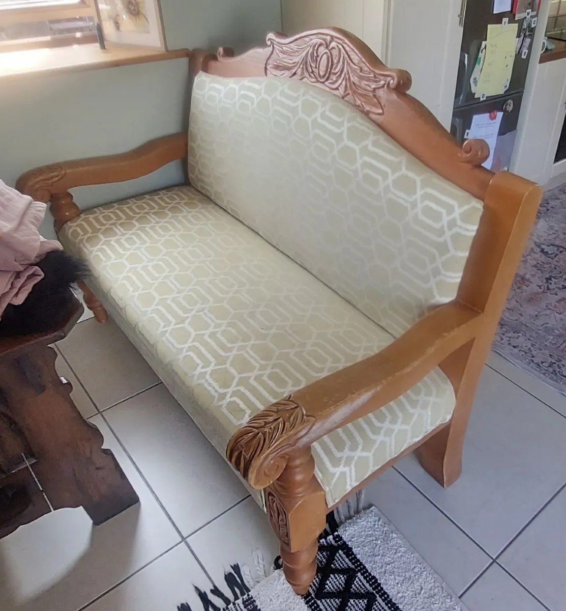 Antique table and chair - Image 2