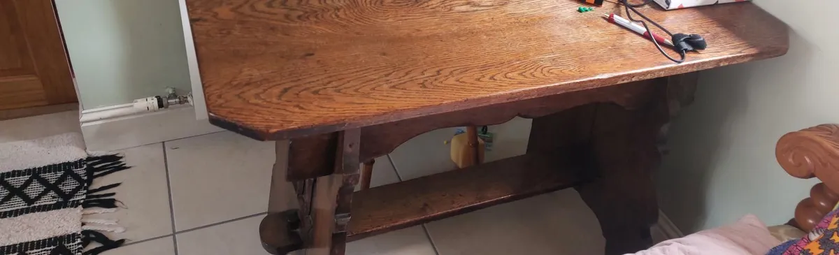Antique table and chair - Image 3