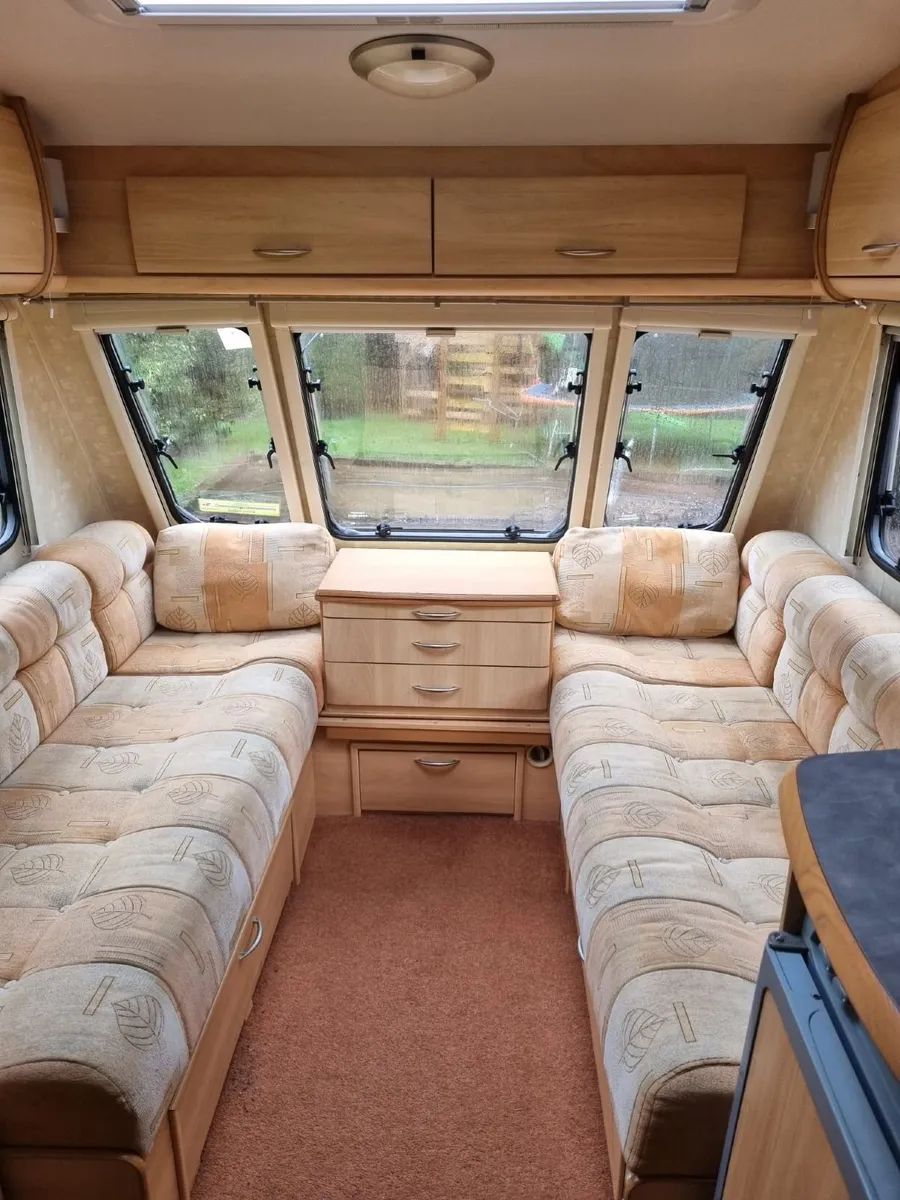 Caravan - Image 3