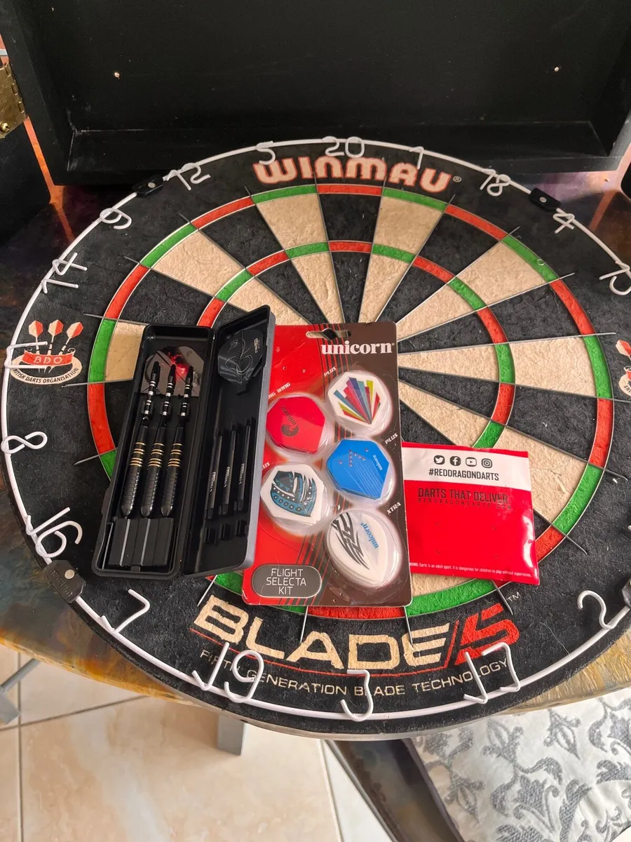 Dart board - Image 1