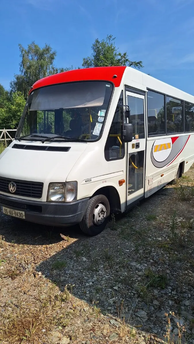 Volkswagen Minibus 2006 - Wheelchair Accessible - Image 1