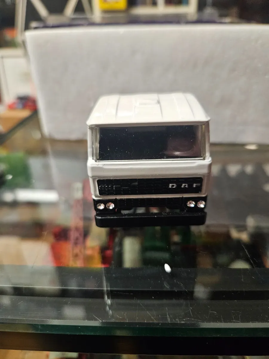 Corgi Liontoys DAF Tractor Unit - Image 2