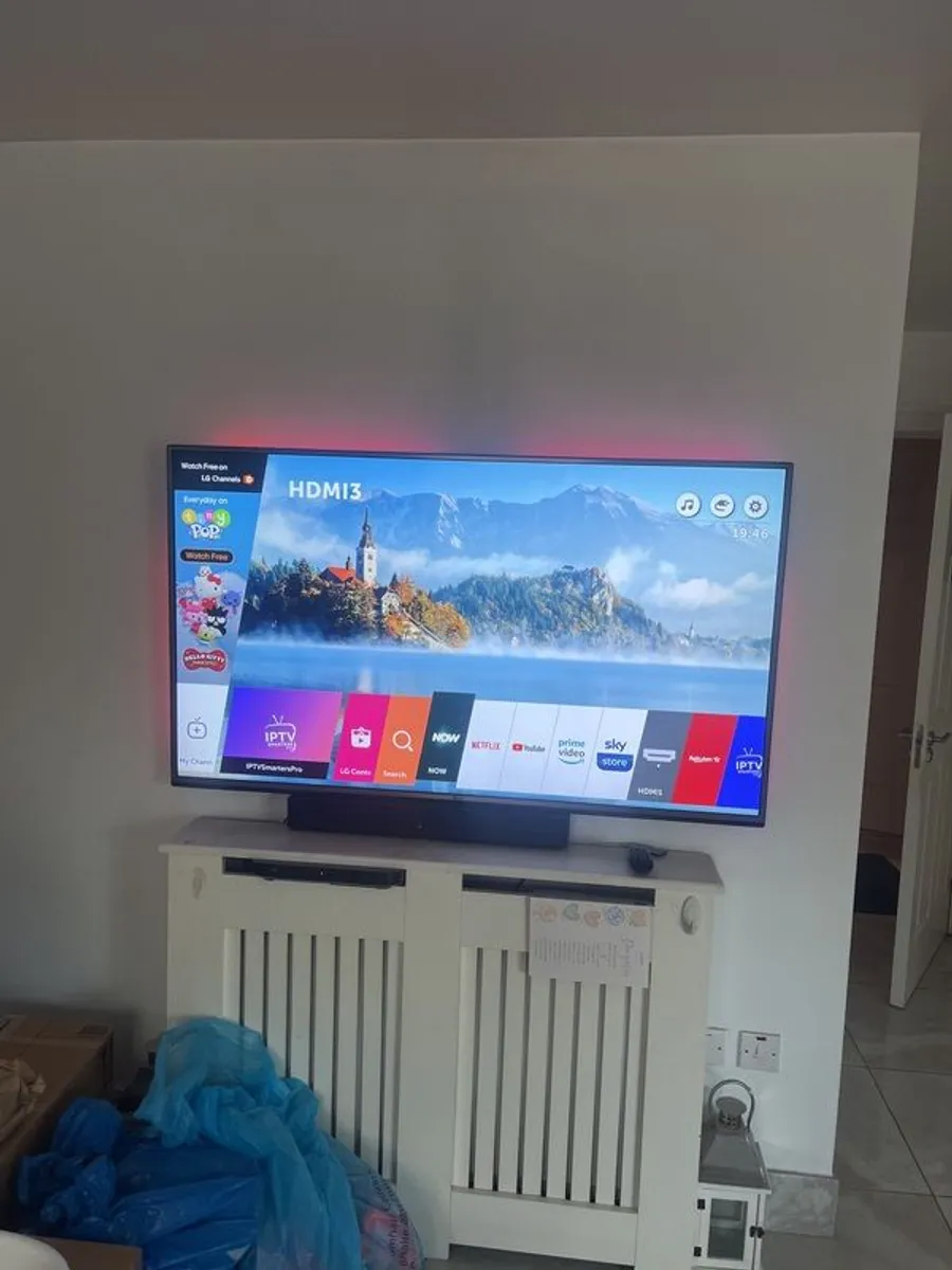 65" tv - Image 1