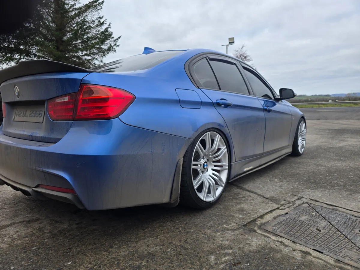 19" BMW Spider Style Alloys - Image 3