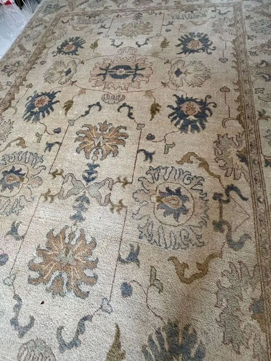 Hand knitted rug.  105inch x 72inch - Image 3