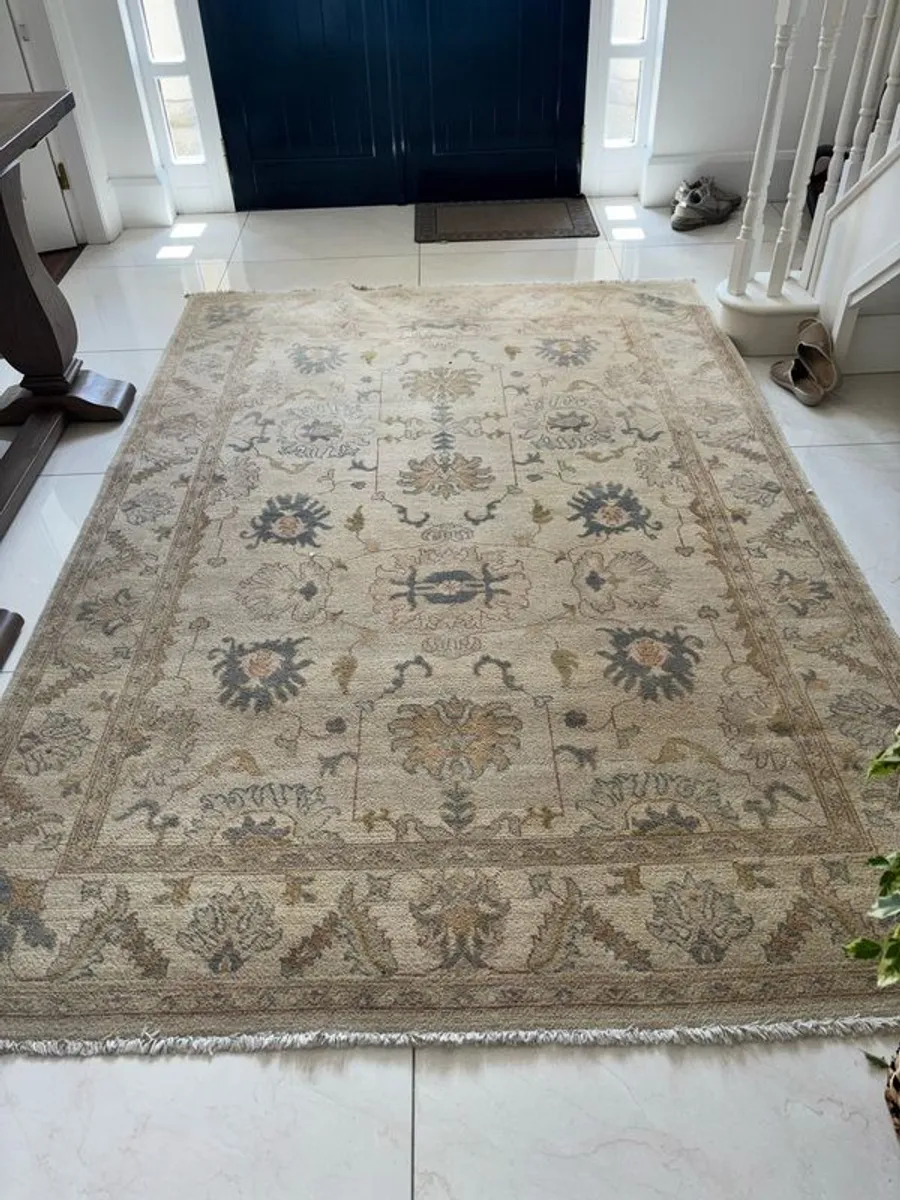 Hand knitted rug.  105inch x 72inch - Image 4