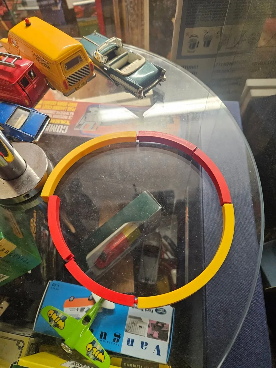 Corgi Circus Ring - Image 1