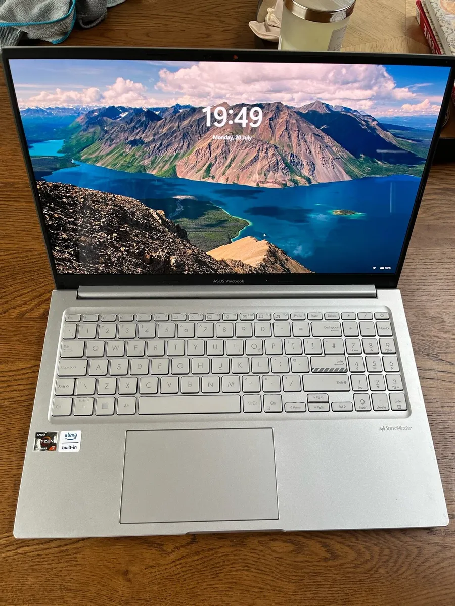 ASUS Vivobook - Image 1