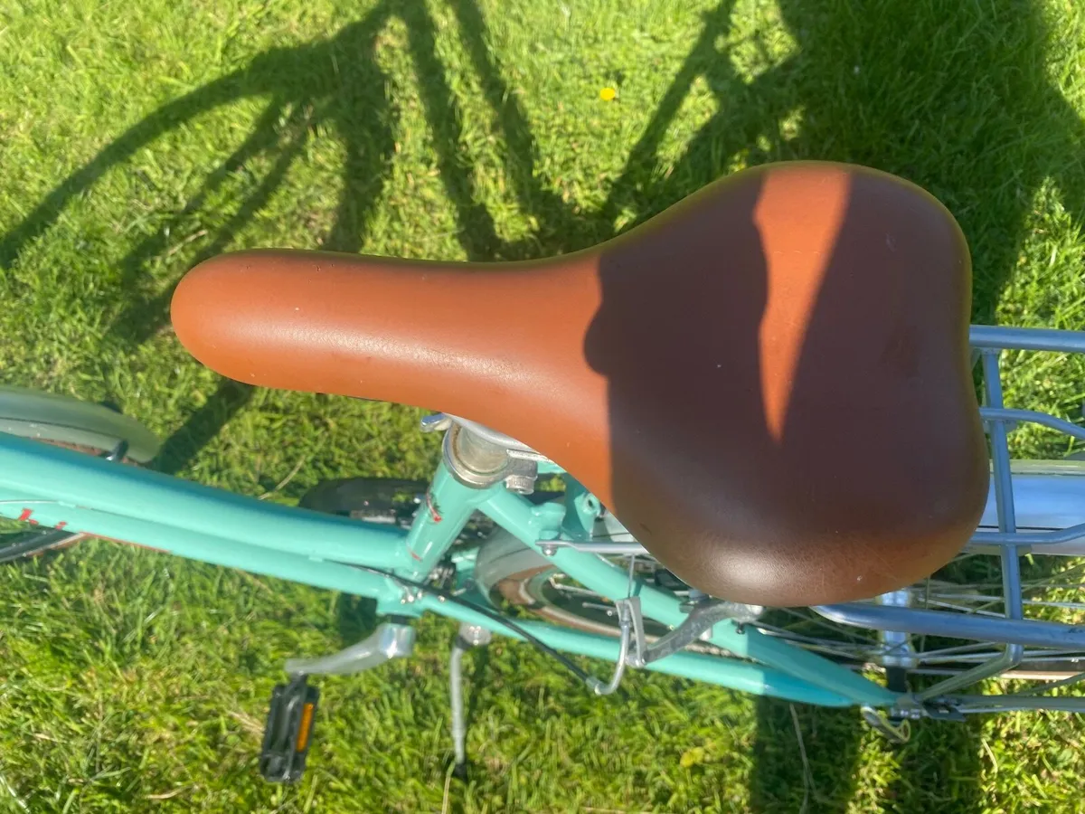 Bicycle Bianchi ladies bike - Image 2