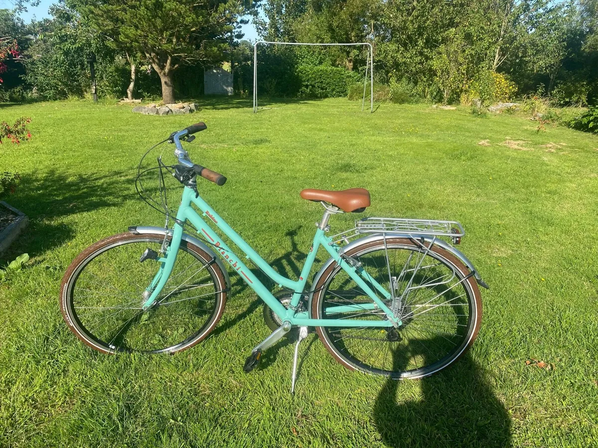 Bicycle Bianchi ladies bike - Image 1
