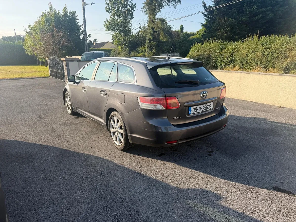 2009 Toyota Avensis - Image 4