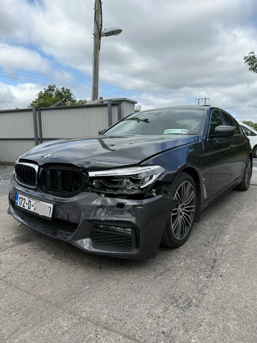 2017 BMW 530e G30 M-Sport - Image 2