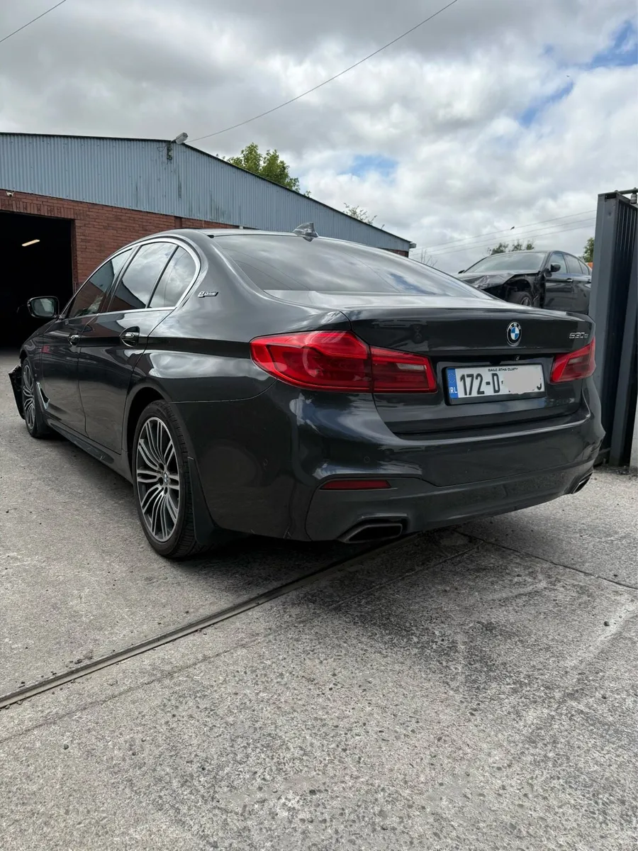 2017 BMW 530e G30 M-Sport - Image 3