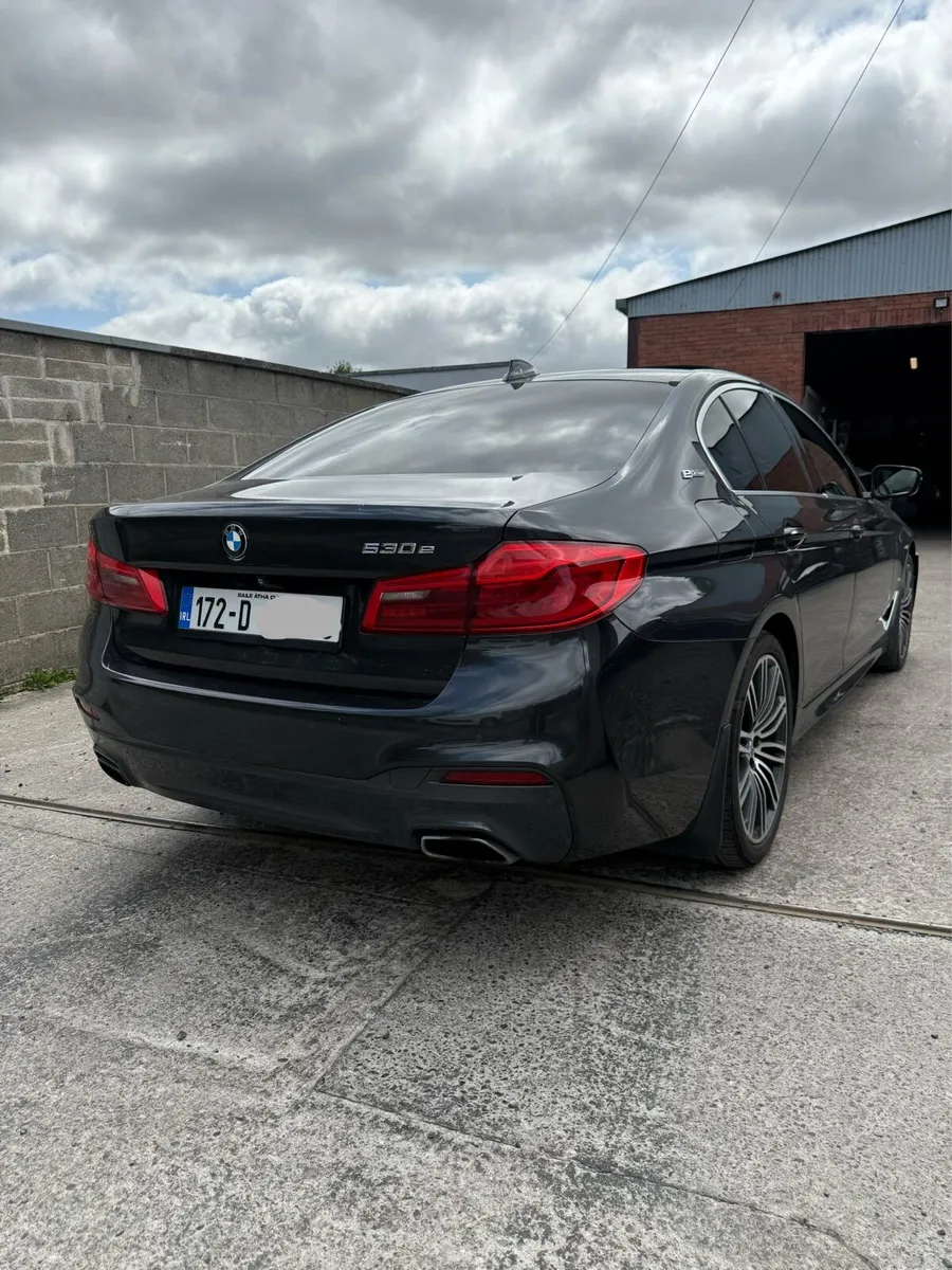 2017 BMW 530e G30 M-Sport - Image 4