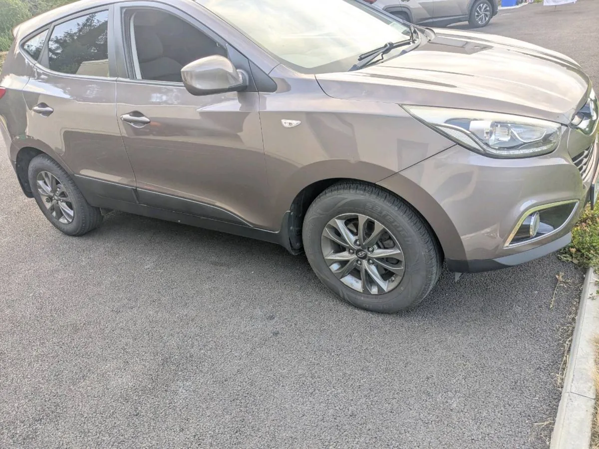 Hyundai ix35 - Image 1