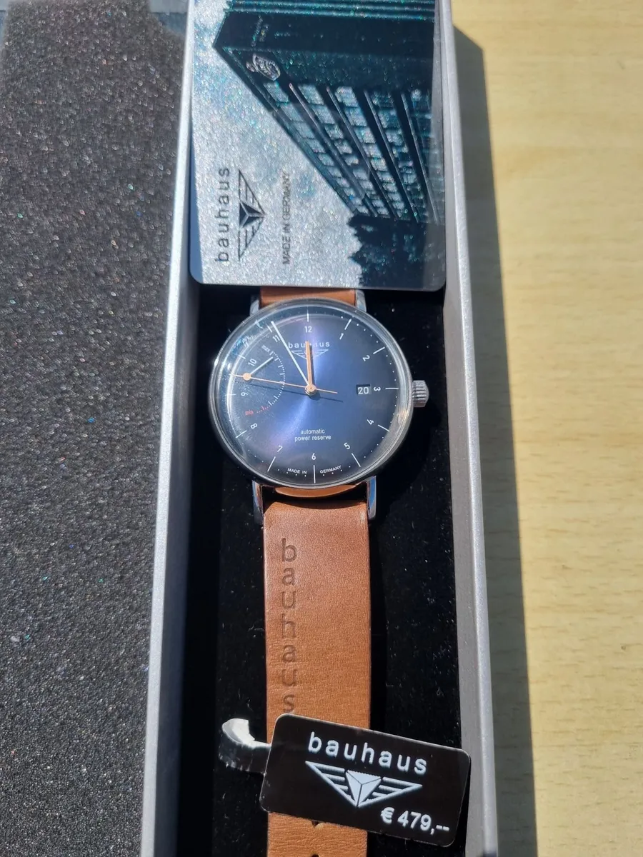 German automatic watch - Bauhaus Power Reserve - Image 3
