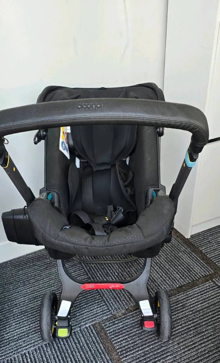 Doona i car seat/stroller - Image 2