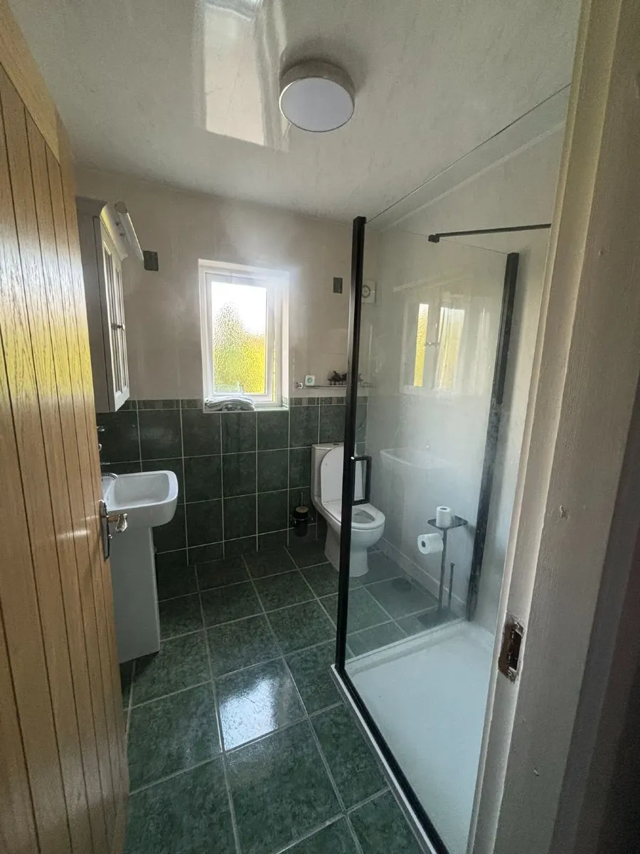 1 bedroom granny flat for Galway Races - Image 3