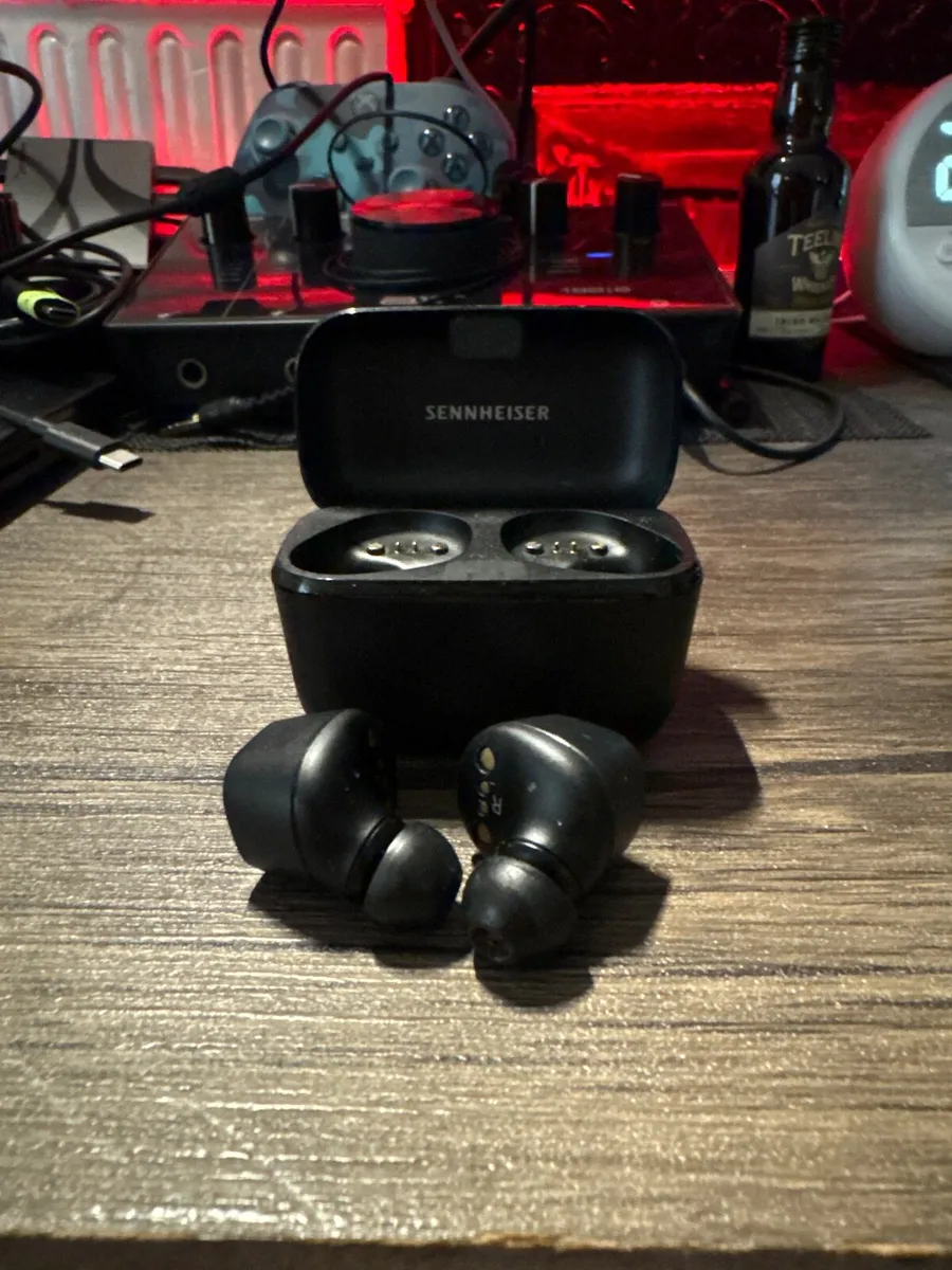Sennheiser CX 400BT Wireless Earbuds - Image 3