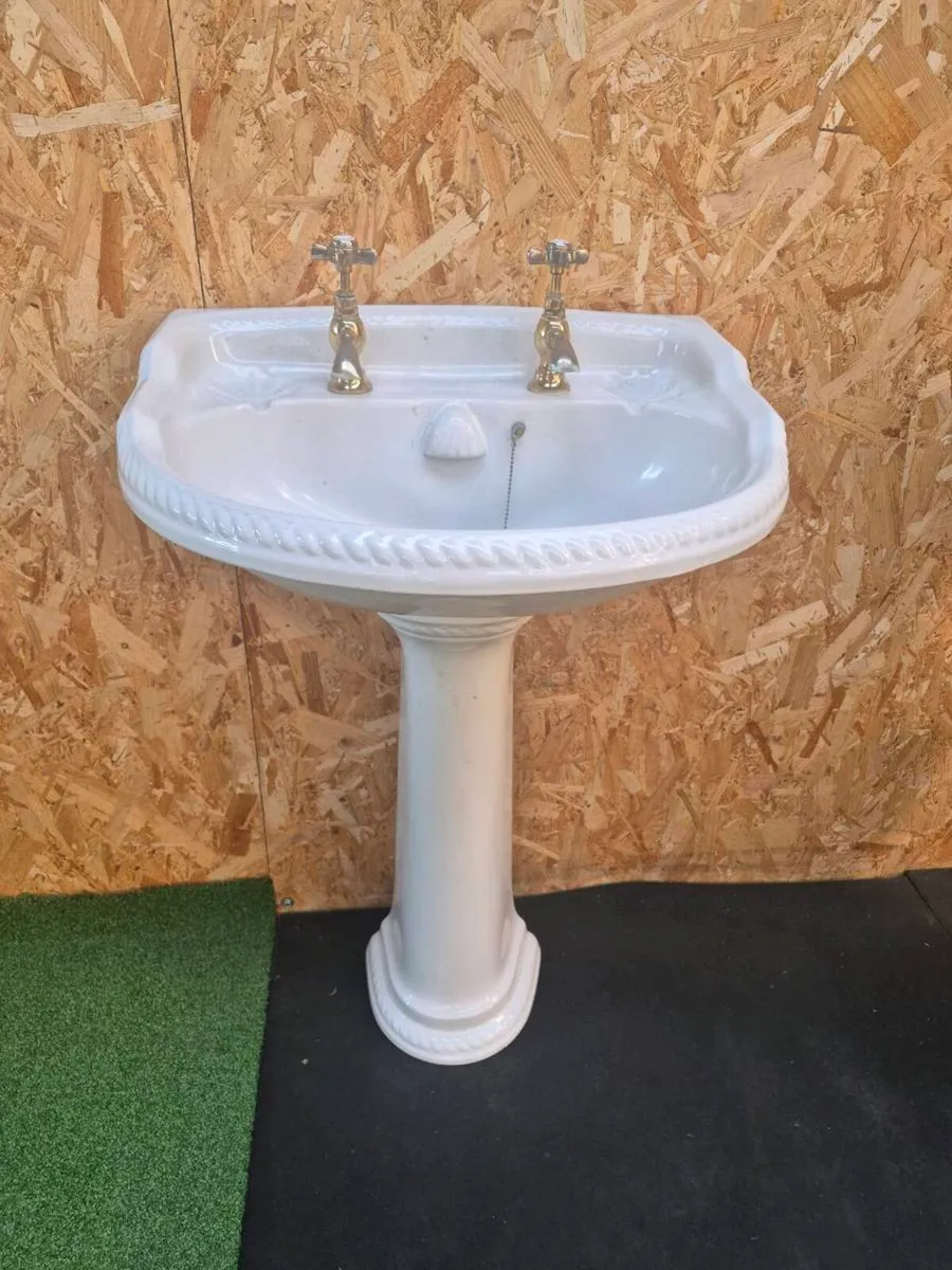 Sink - Image 1