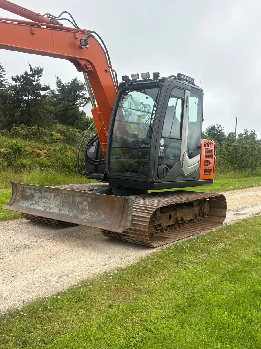 Hitachi lc70 - Image 2